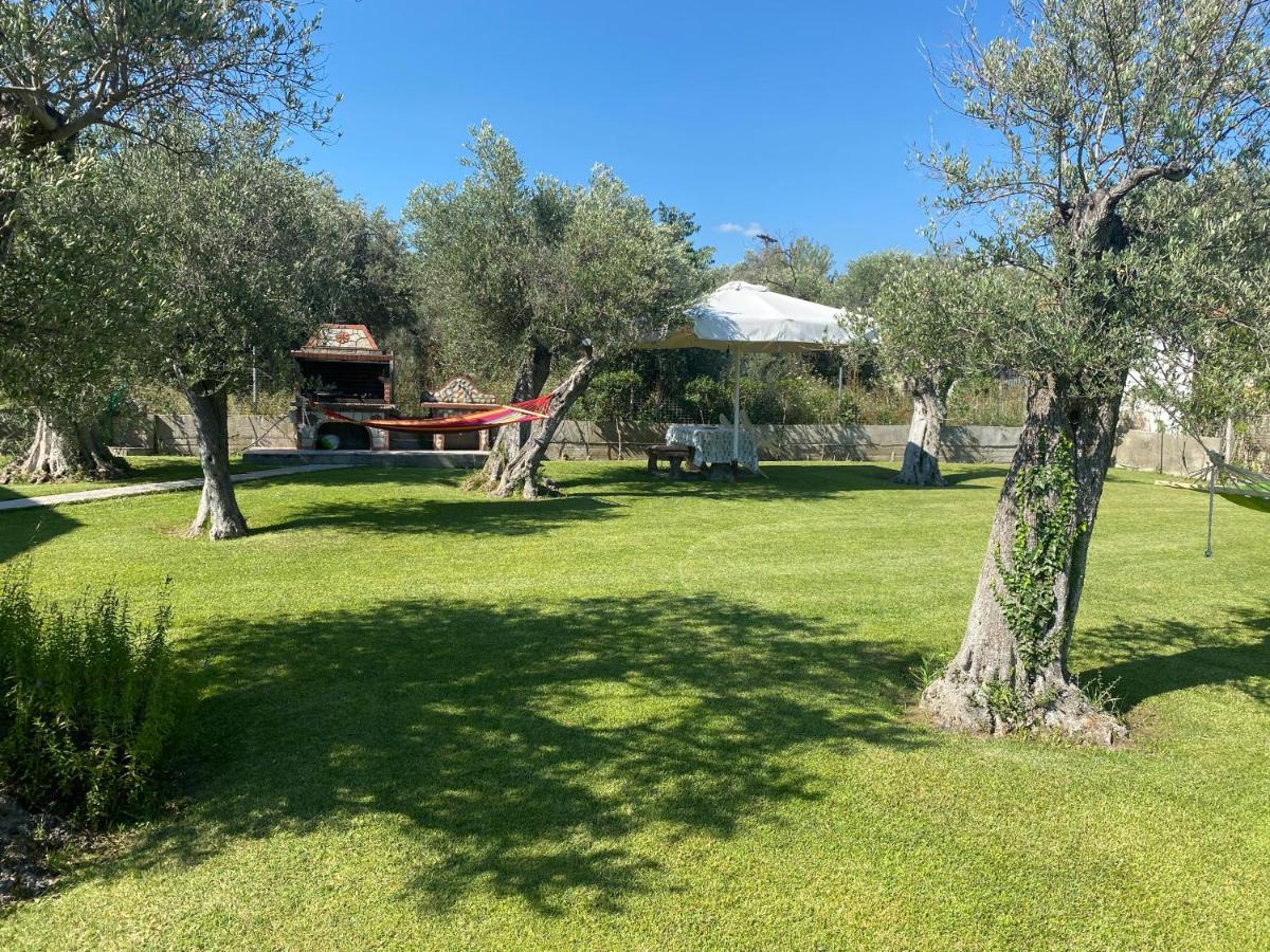 מאקרי Terry'S Villa מראה חיצוני תמונה